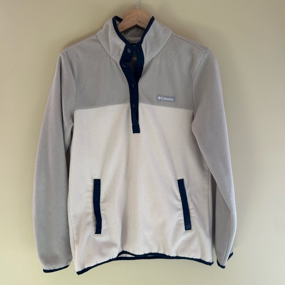 Like new Colombia fleece